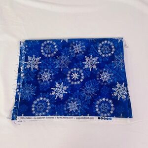 Northcott Deborah Edwards Winter Blue Snowflake Quilt Fabric 0.75 Yard 44x27